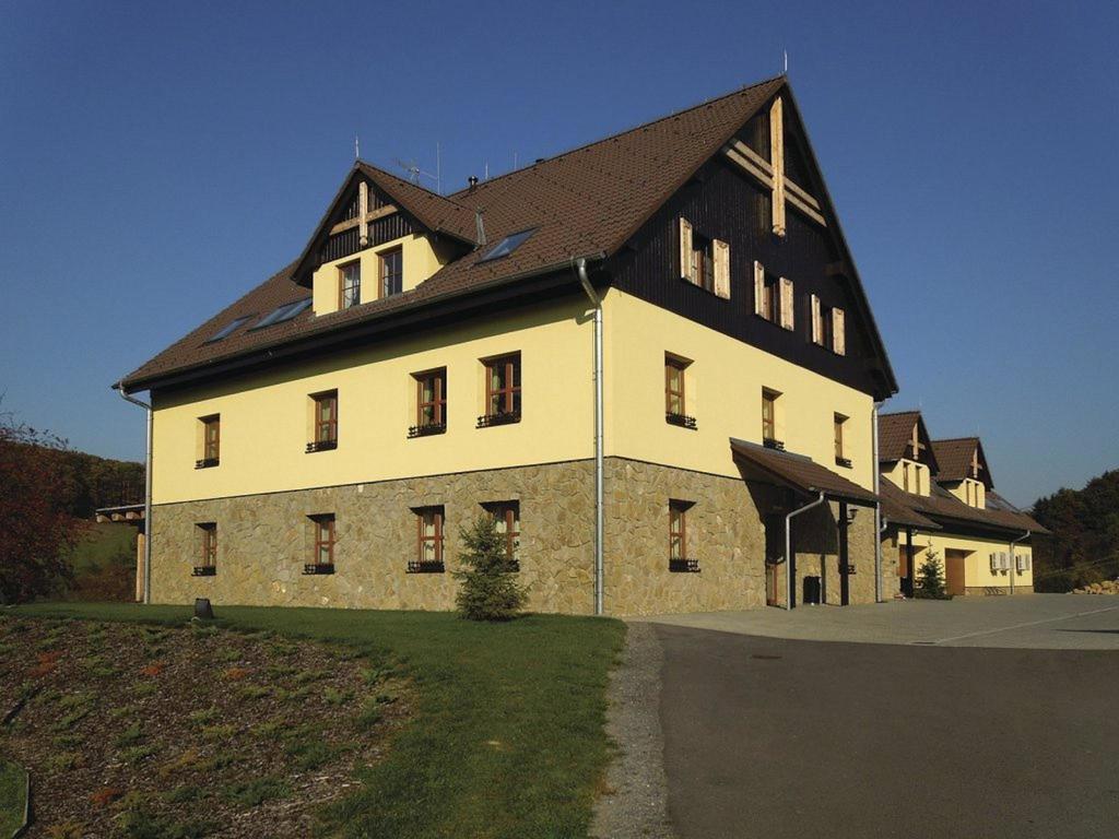 Penzion Malovany Osvetimany Exterior photo